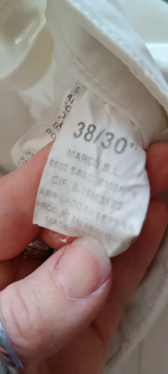 Jeans poches sur les côtés - photo numéro 3