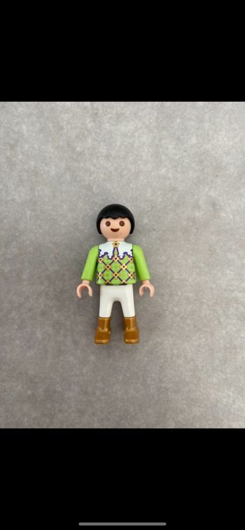 Petit garçon Playmobil
