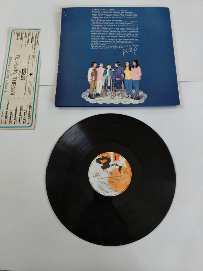 Le merveilleux petit monde de Mireille Mathieu chante Noël - photo numéro 7