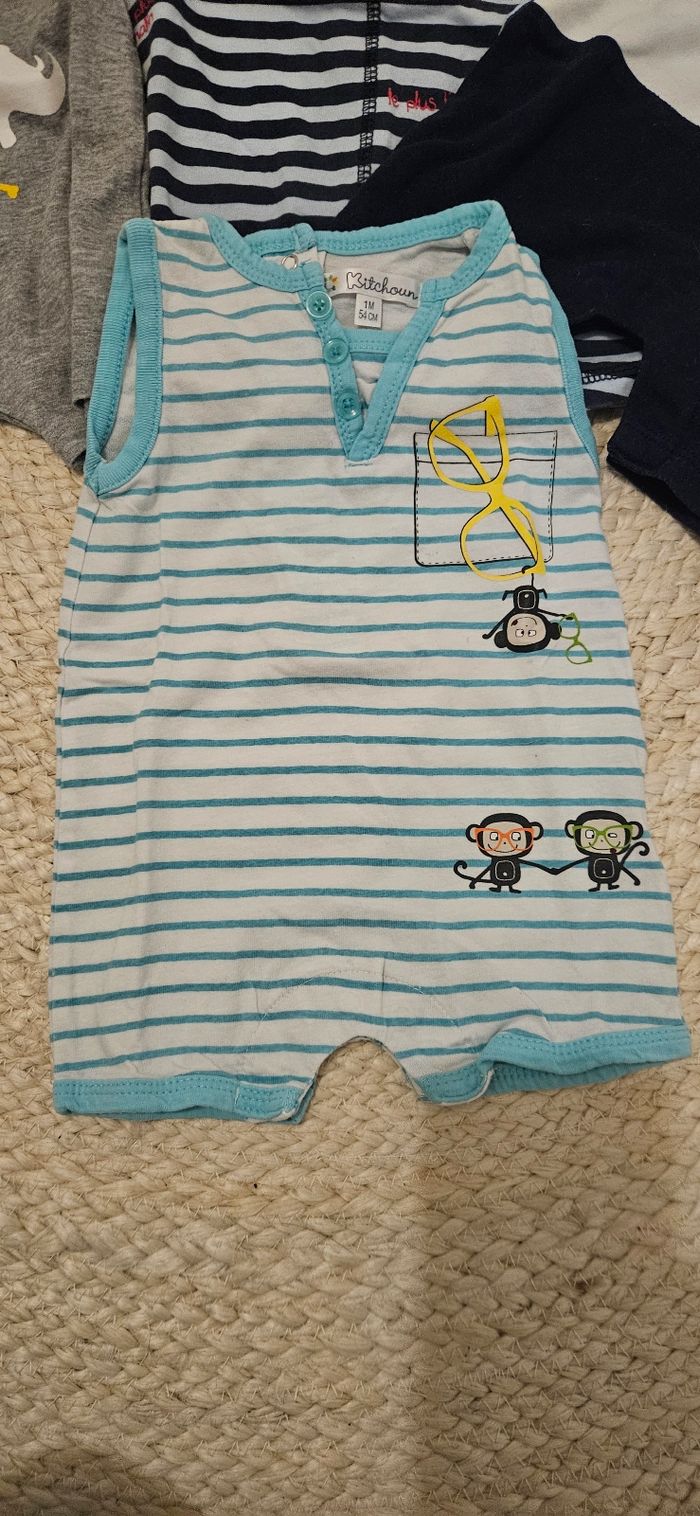 Lot de 4 combinaisons barboteuse  1 mois - photo numéro 2