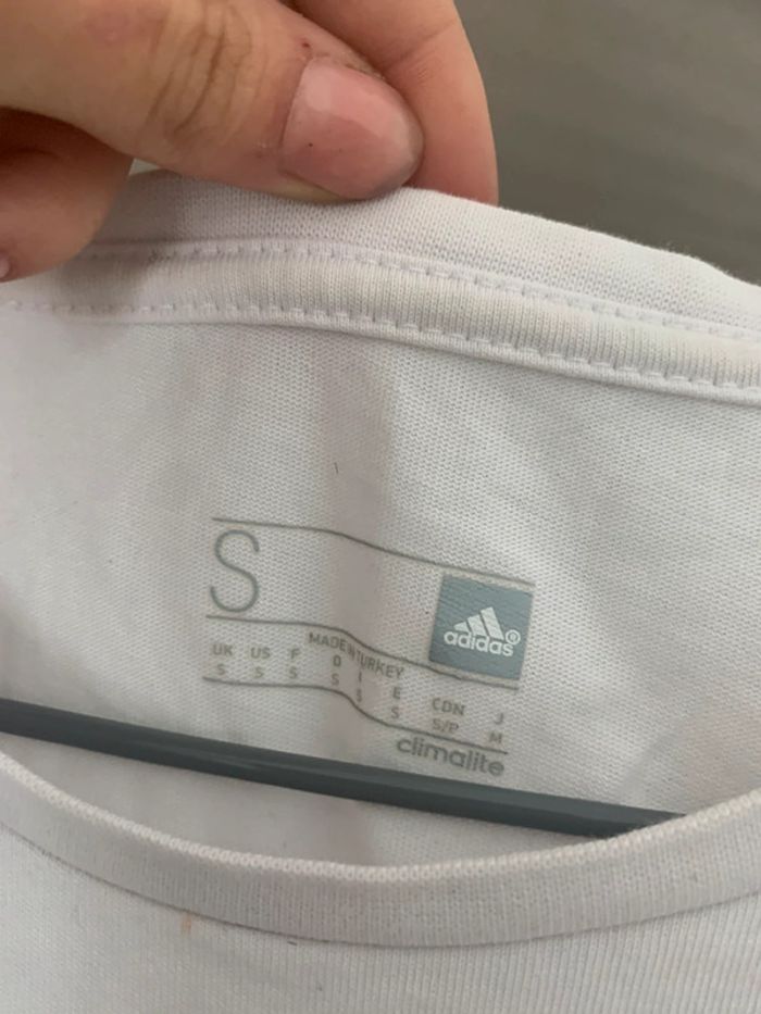 Tee-shirt adidas - photo numéro 3