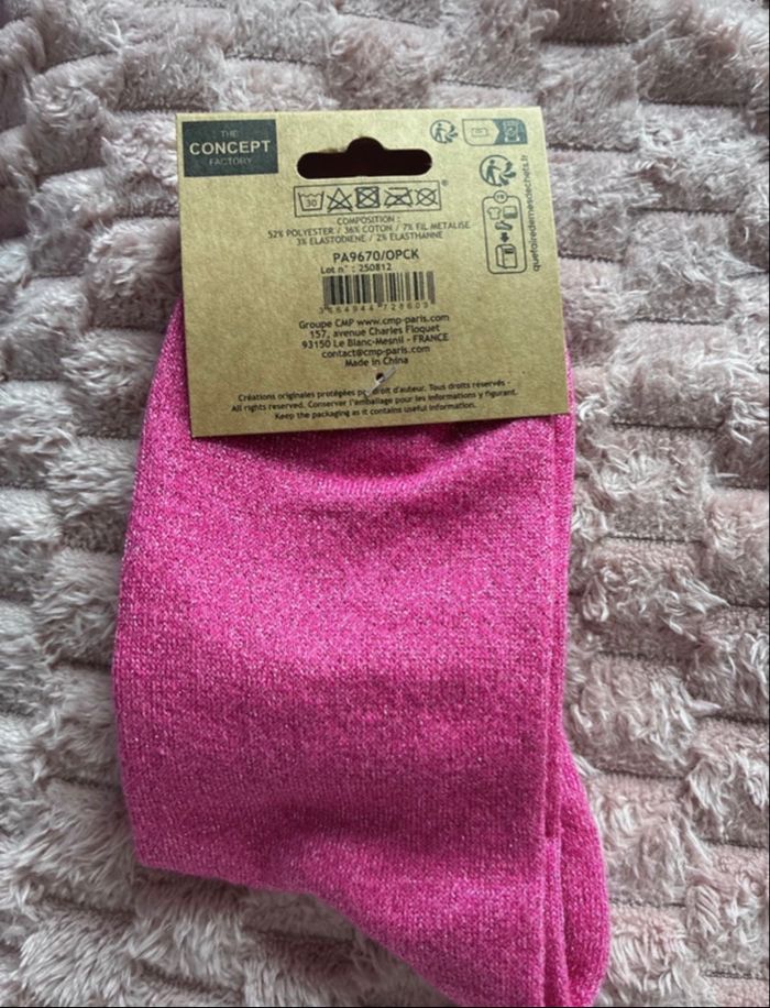 Chausssette pailletée ( connasse)  36/41