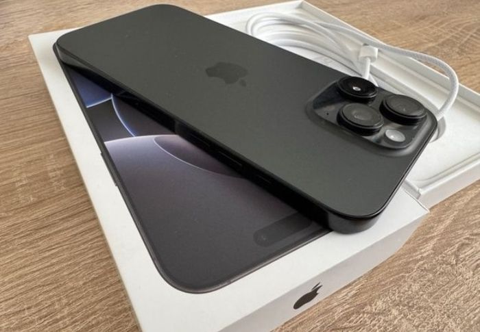 iPhone 16 pro max