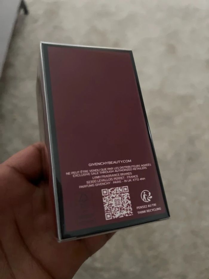 Neuf avec étiquette·Givenchy - photo numéro 4