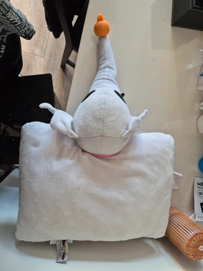 Peluche coussin Disney - photo numéro 3