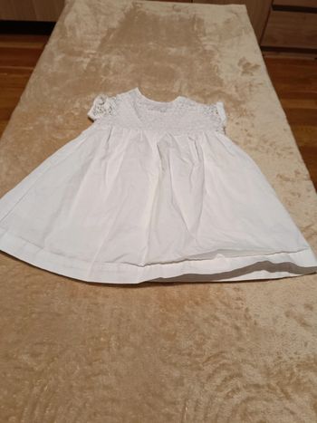 Robe blanche brodée cérémonie