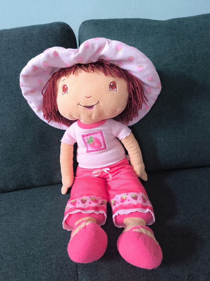 Peluche Charlotte aux fraises 70 cm