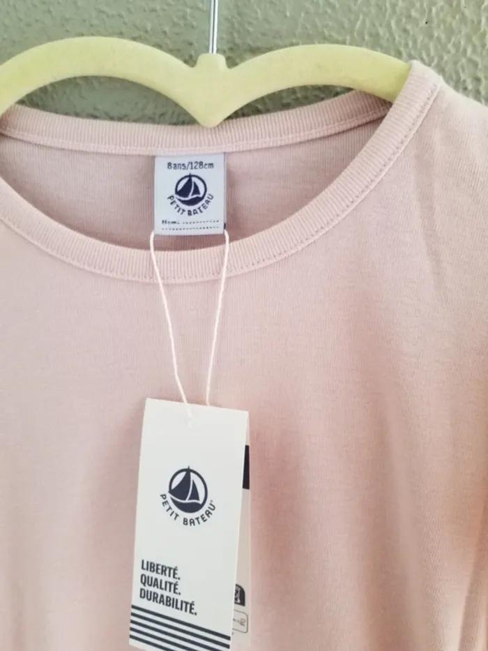 T shirt petit bateau neuf 8 ans - photo numéro 2