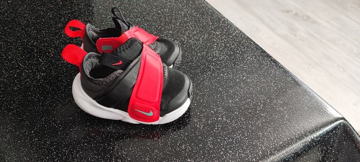 Chaussure nike - photo numéro 2