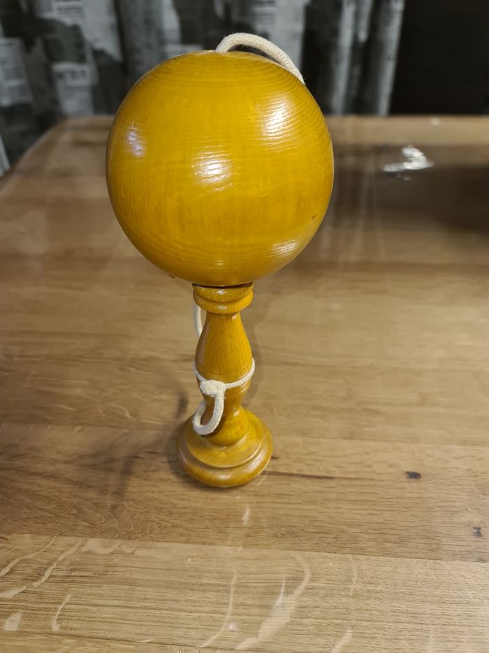 Bilboquet en bois grand model,