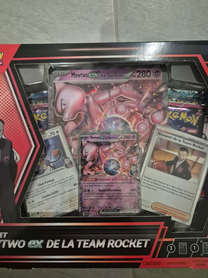 Coffret mewtwo ex de la team rocket - photo numéro 2