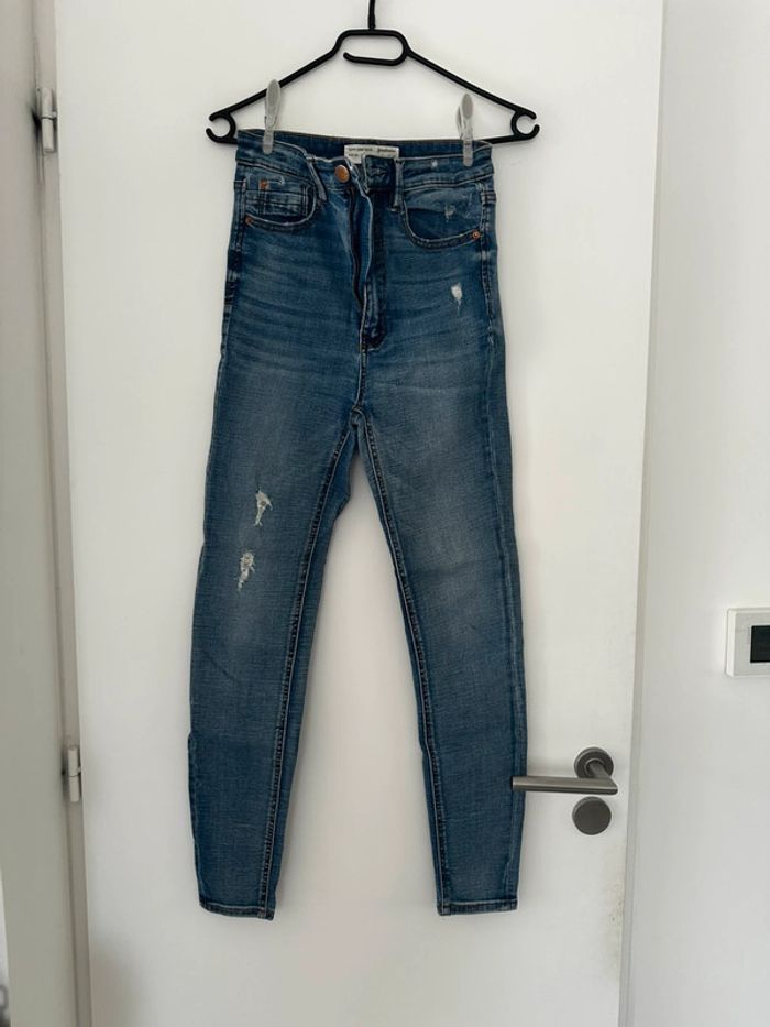 Jean skinny – Stradivarius – Taille 36 – Très bon état