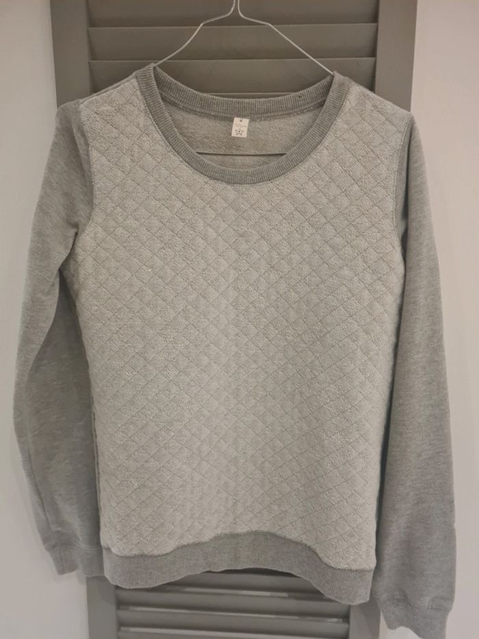 Pull gris