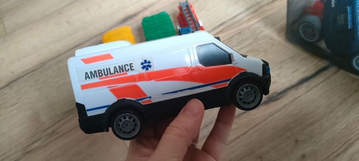 Lot 5 véhicules - photo numéro 3