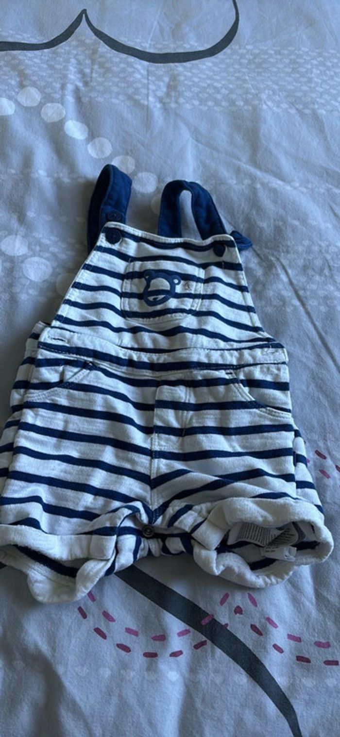 Combinaisons 6 mois - photo numéro 2