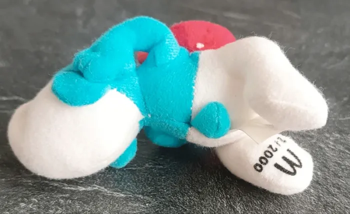 Peluche Schtroumpf vibrante st Valentin, vintage - McDonald's - photo numéro 5