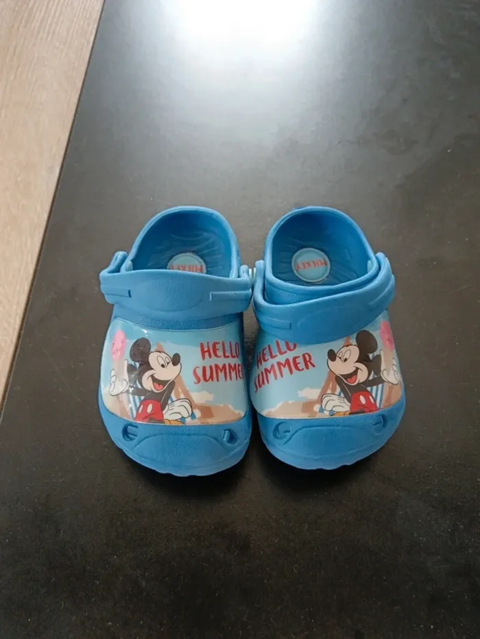 Crocks mickey