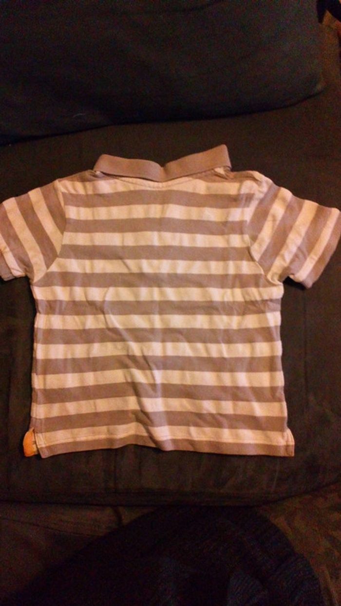 Tee-shirt type polo garçon 4 ans - photo numéro 2