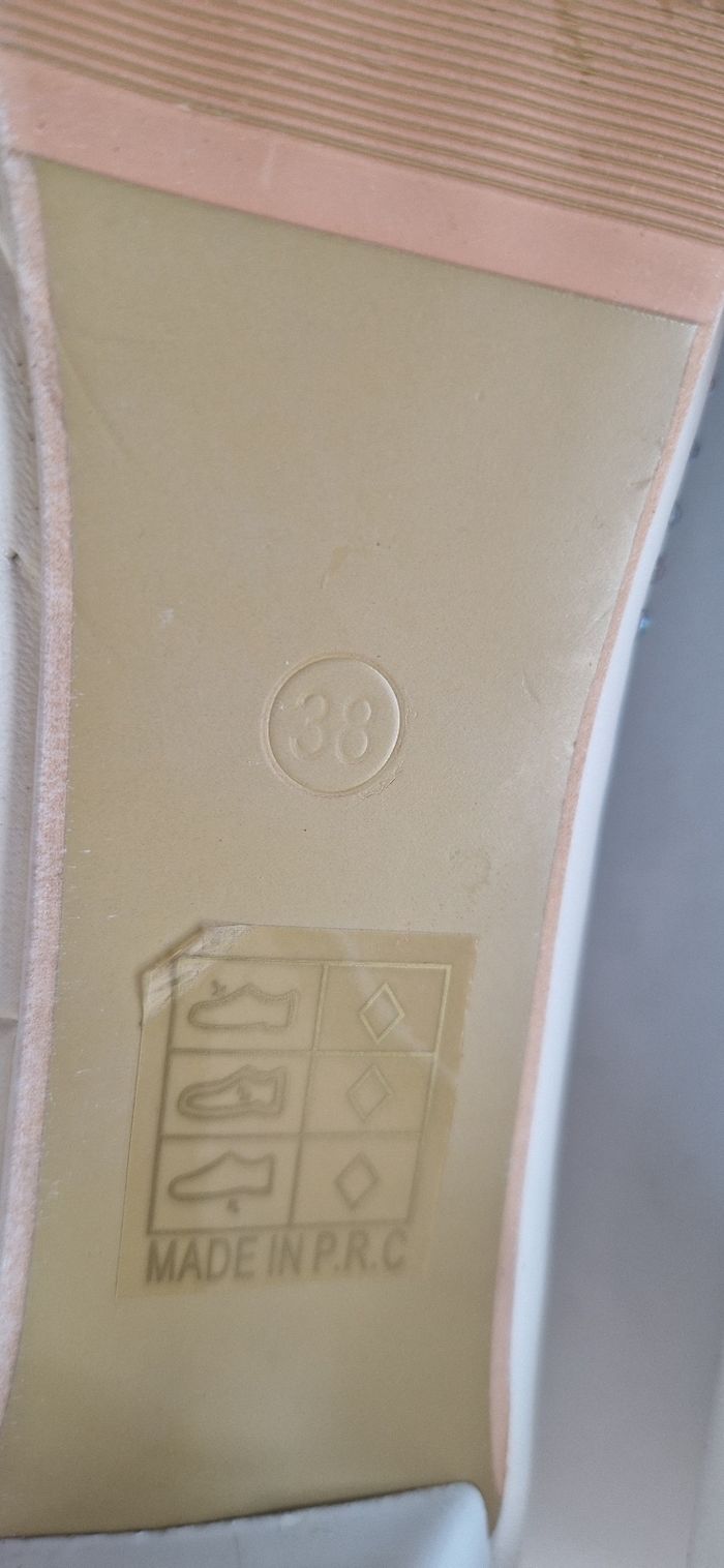 Chaussures à talons avec strass - photo numéro 7