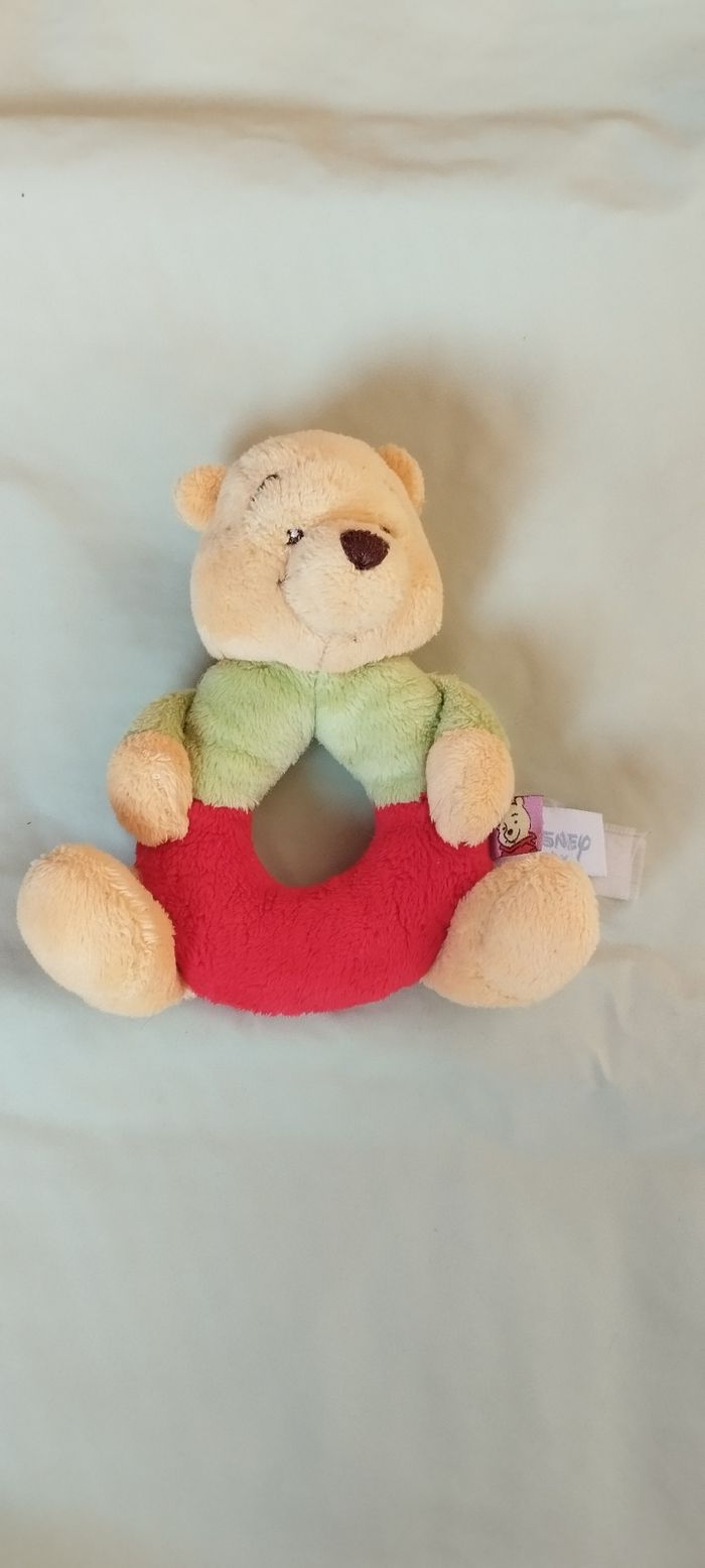 Peluche hochet Disney Winnie