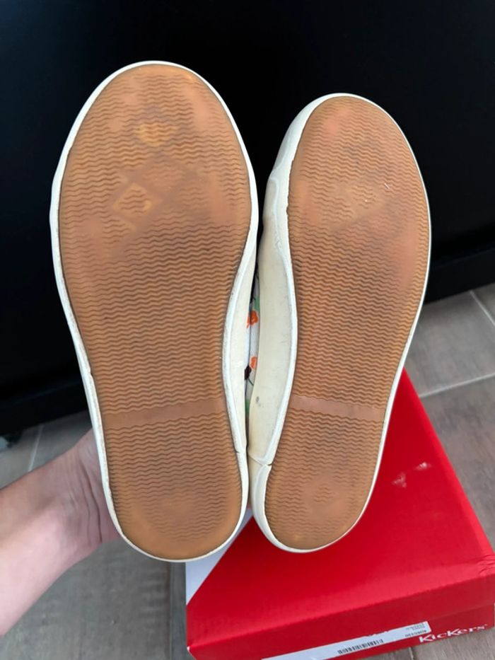 Baskets sneakers kickers pointure 33 kickgoldi blanches - photo numéro 6