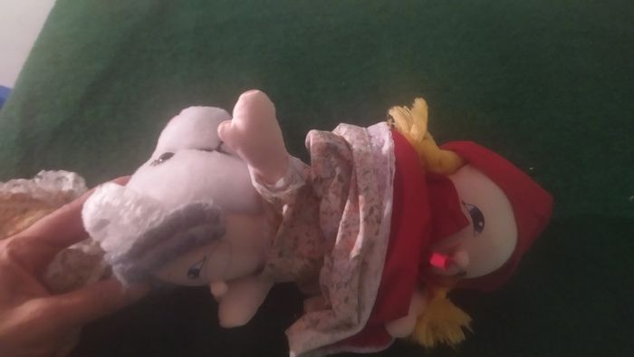 poupée réversible '' 3 en 1 '' le petit chaperon rouge la grand-mère le loup - photo numéro 4