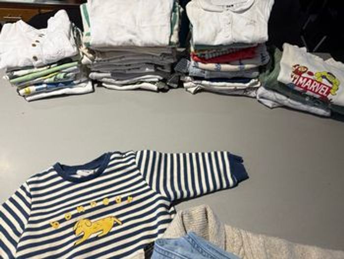 Lot de vêtements - photo numéro 5