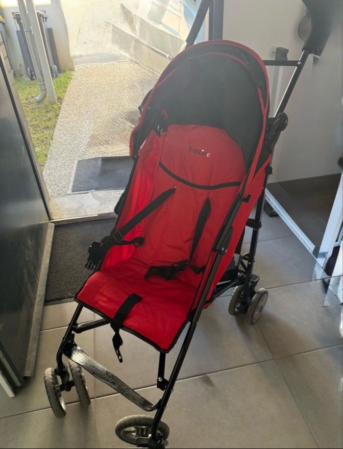 Poussette canne trottine