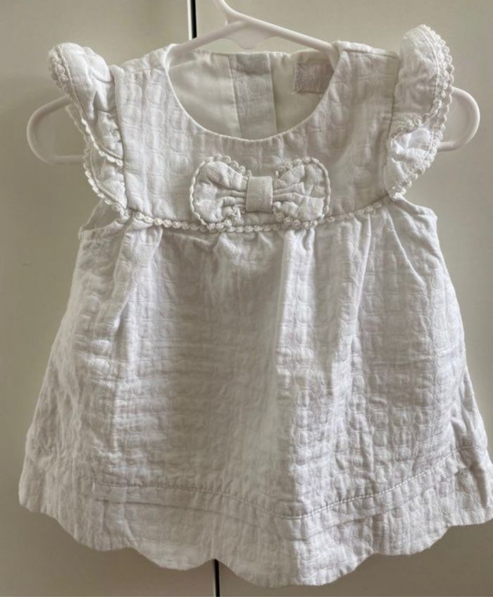 Lot bébé vêtements été fille 12 mois robe, teeshirt salopette, débardeur - photo numéro 3
