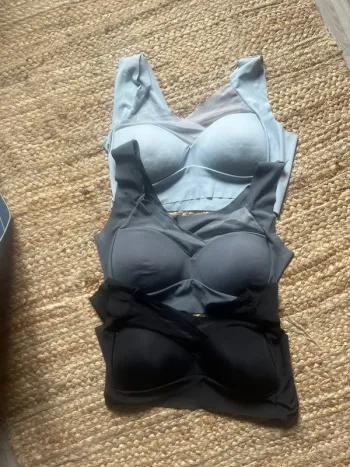 Brassière lot X 4