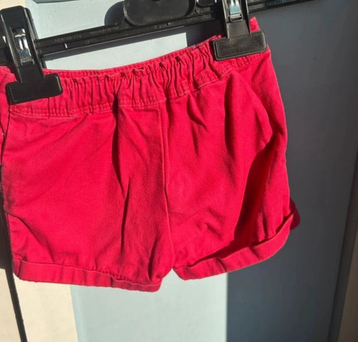 🔴 Short rouge Obaïbi – 12 mois – Très bon état 👶 - photo numéro 4