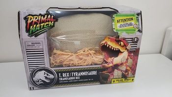 Primal Hatch Œufs de Dinosaures interactif à faire Éclore.