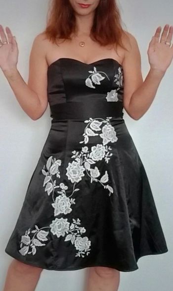 Robe cocktail bustier satin Xanaka taille 34