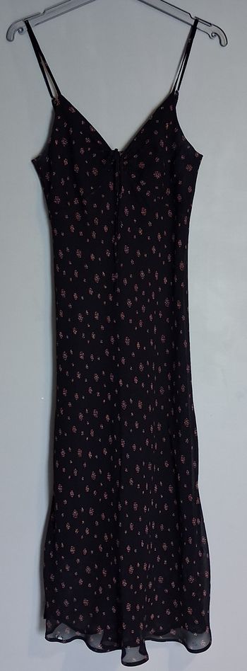 Longue robe vintage noire à bretelles