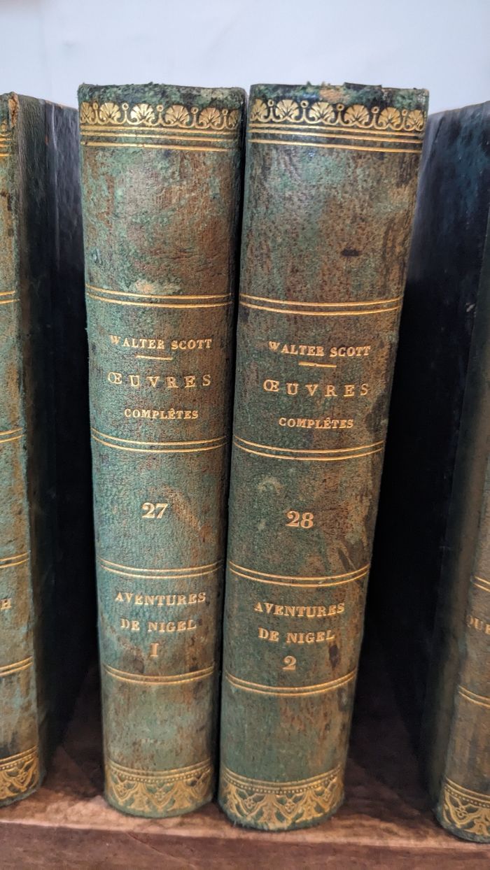 Lot de livres anciens " oeuvres complètes de Walter Scott" - photo numéro 3