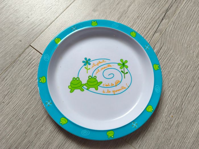 Assiette grenouille.