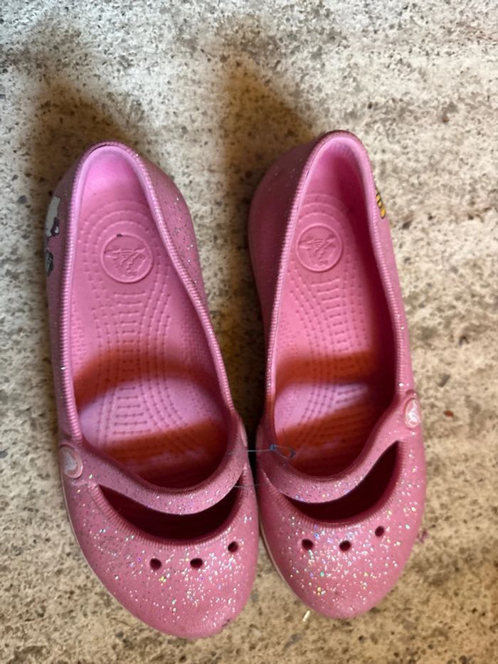 Crocs Hello Kitty C11 pointure 28/29 - photo numéro 2