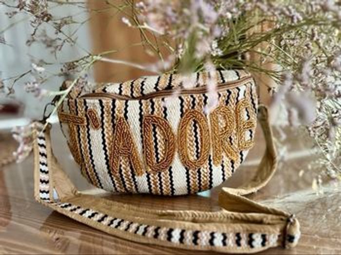 Sac banane  tendance perles dorées – J’adore