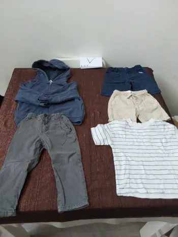 Lot vêtements 2 ans