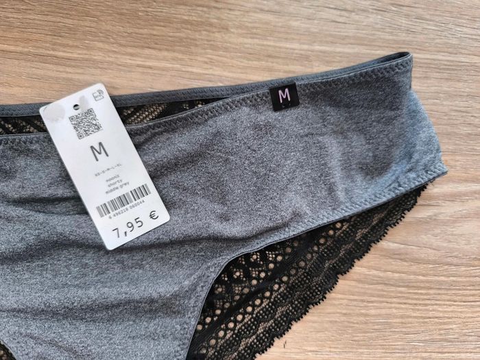 🖤 Culotte grise avec dentelle noire – Taille M – Neuve ! 🖤