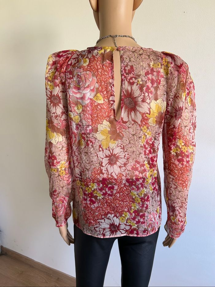 Blouse fleurie neuve à manches longues Naf Naf taille 36 (valeur 50€) - photo numéro 5