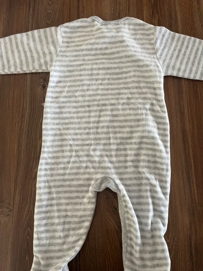 Lot de 3 pyjamas épais taille 9 mois - photo numéro 7