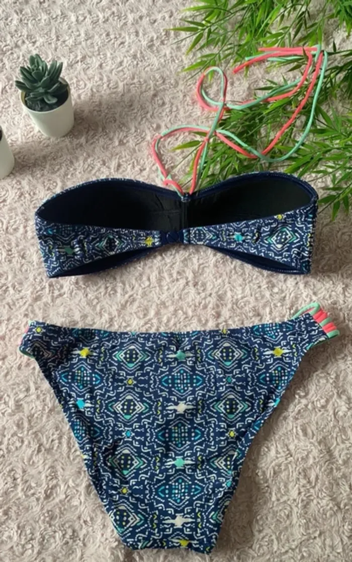 Maillot de bain deux pièces - photo numéro 4