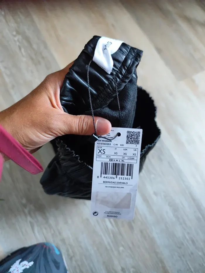 Short bermuda Mango simili cuir noir poches XS - photo numéro 5