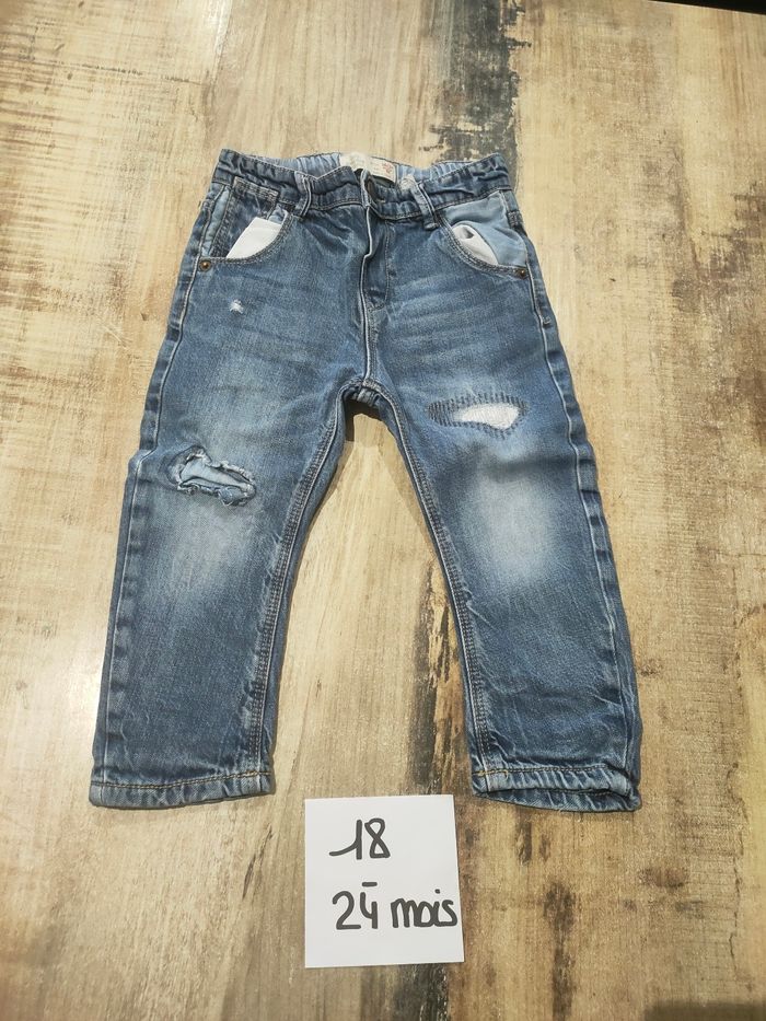 Jeans Zara garçon 18 24 mois