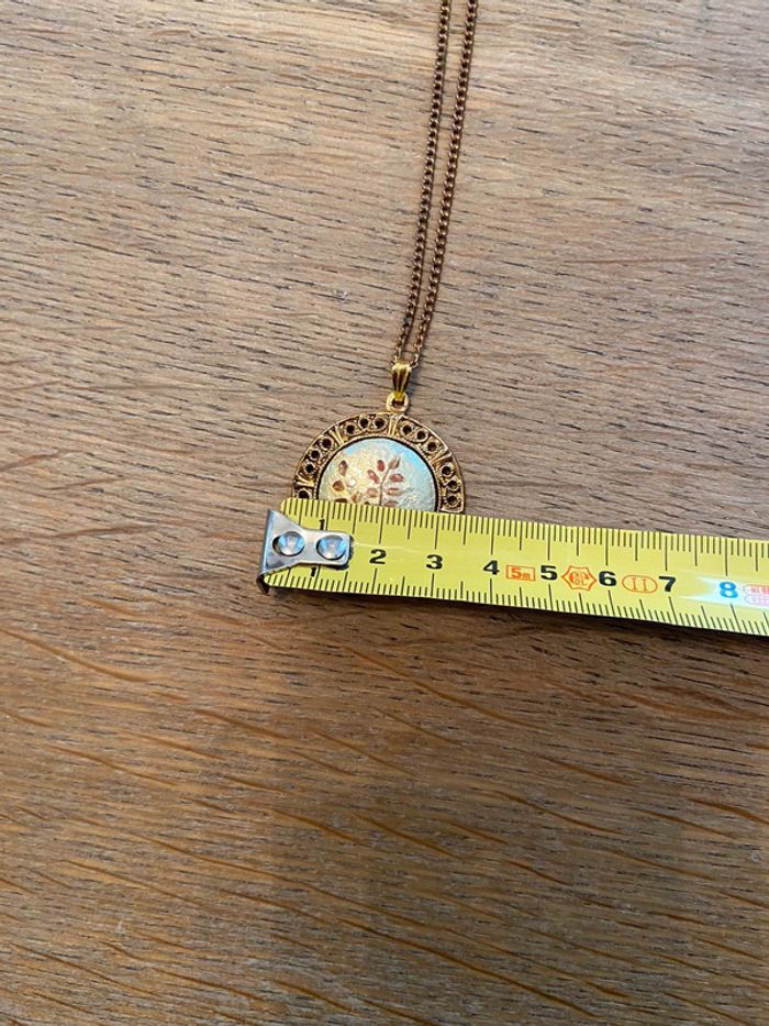 Collier médaillon en laiton ouvragé émail nacré - photo numéro 7