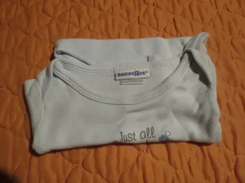 Bodies taille 3 mois garçon