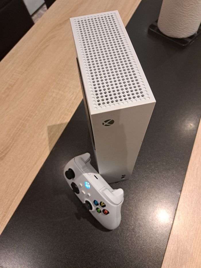 XBOX SERIE S - photo numéro 4