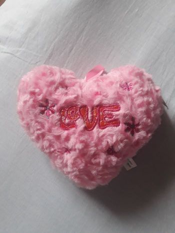 Peluche cœur "Love"