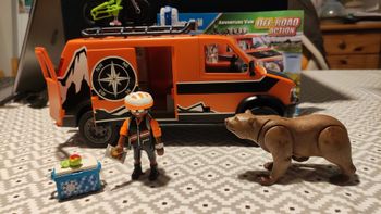 Explorateur avec son van PLAYMOBIL complet sans boîte